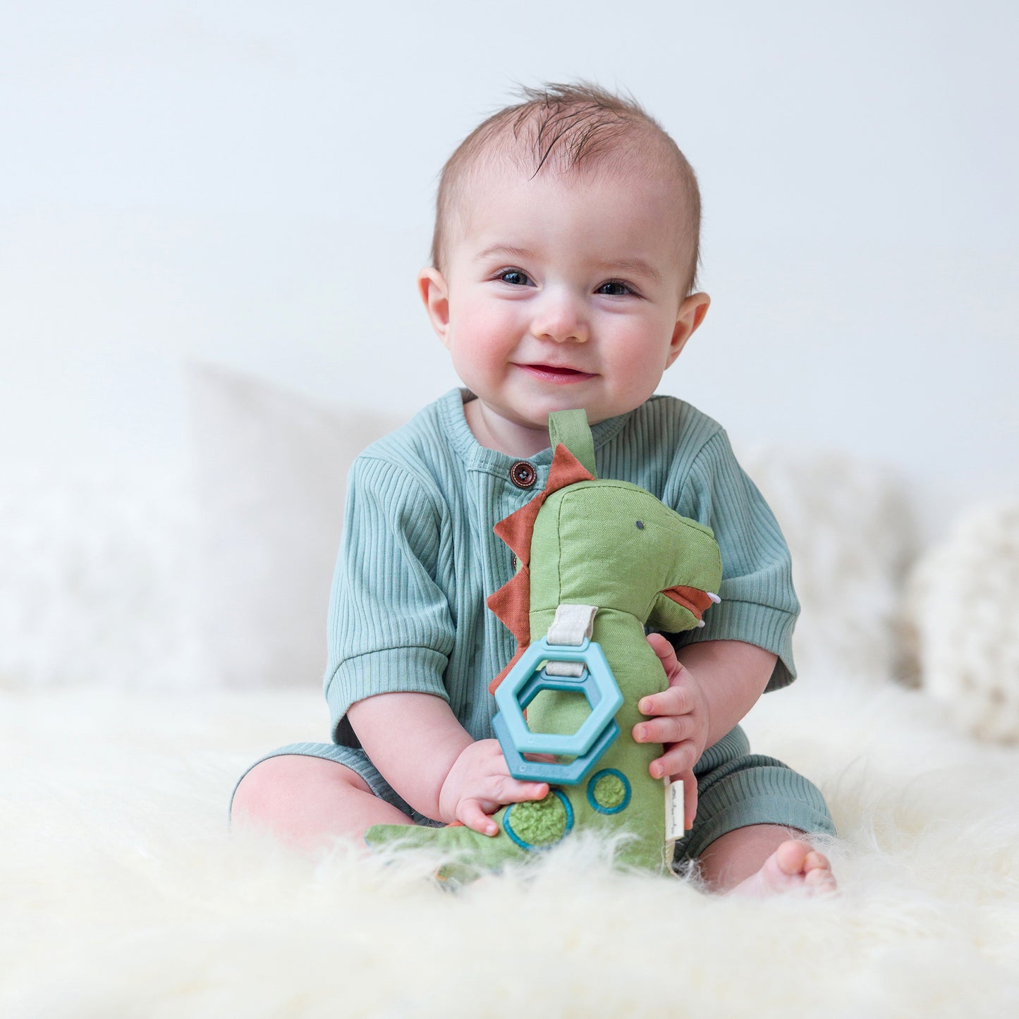 Bitzy Bespoke Link & Love™ Activity Plush with Teether Toy