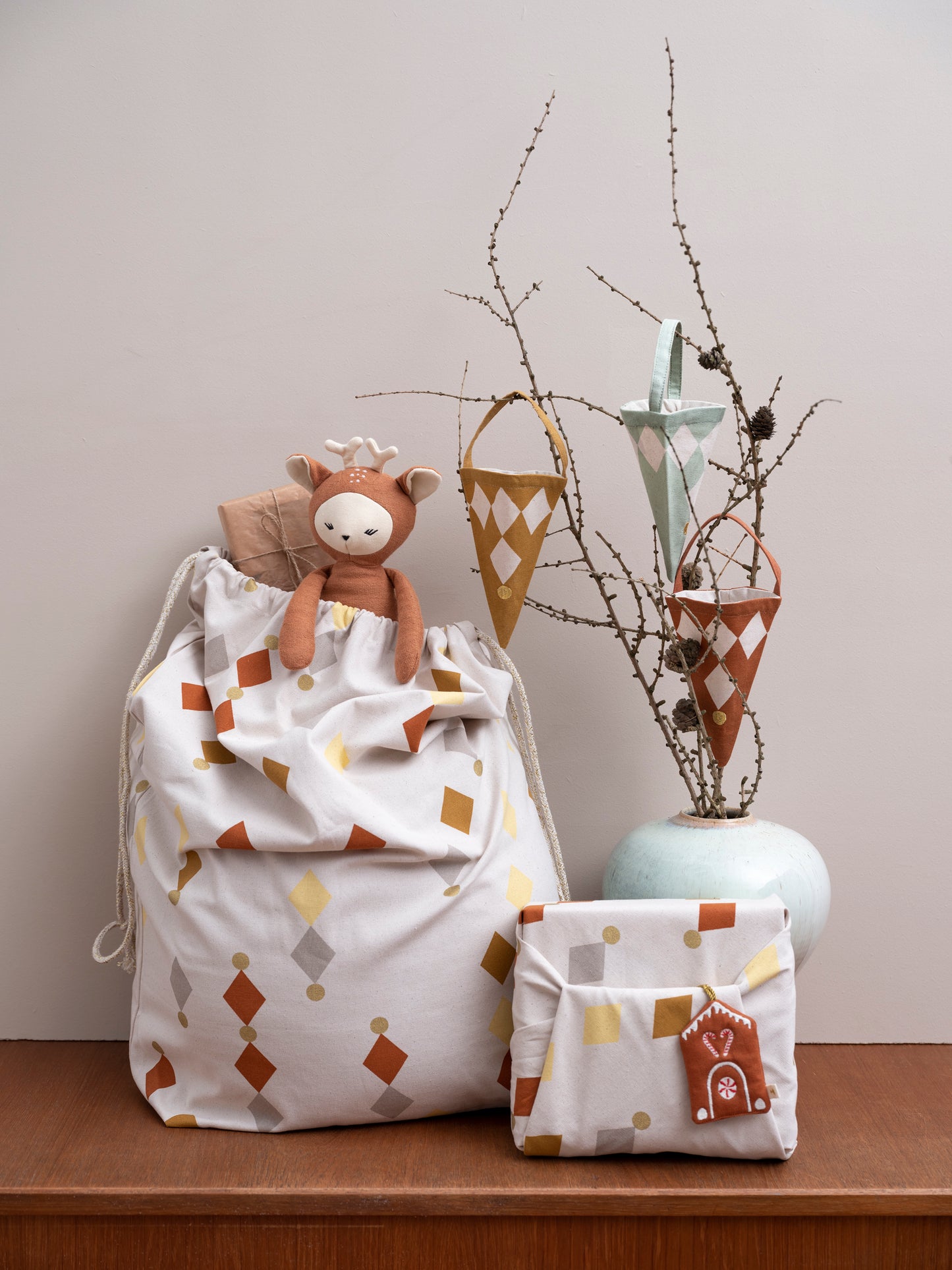 Fabric Gift Wrap - Diamond-Eucalyptus