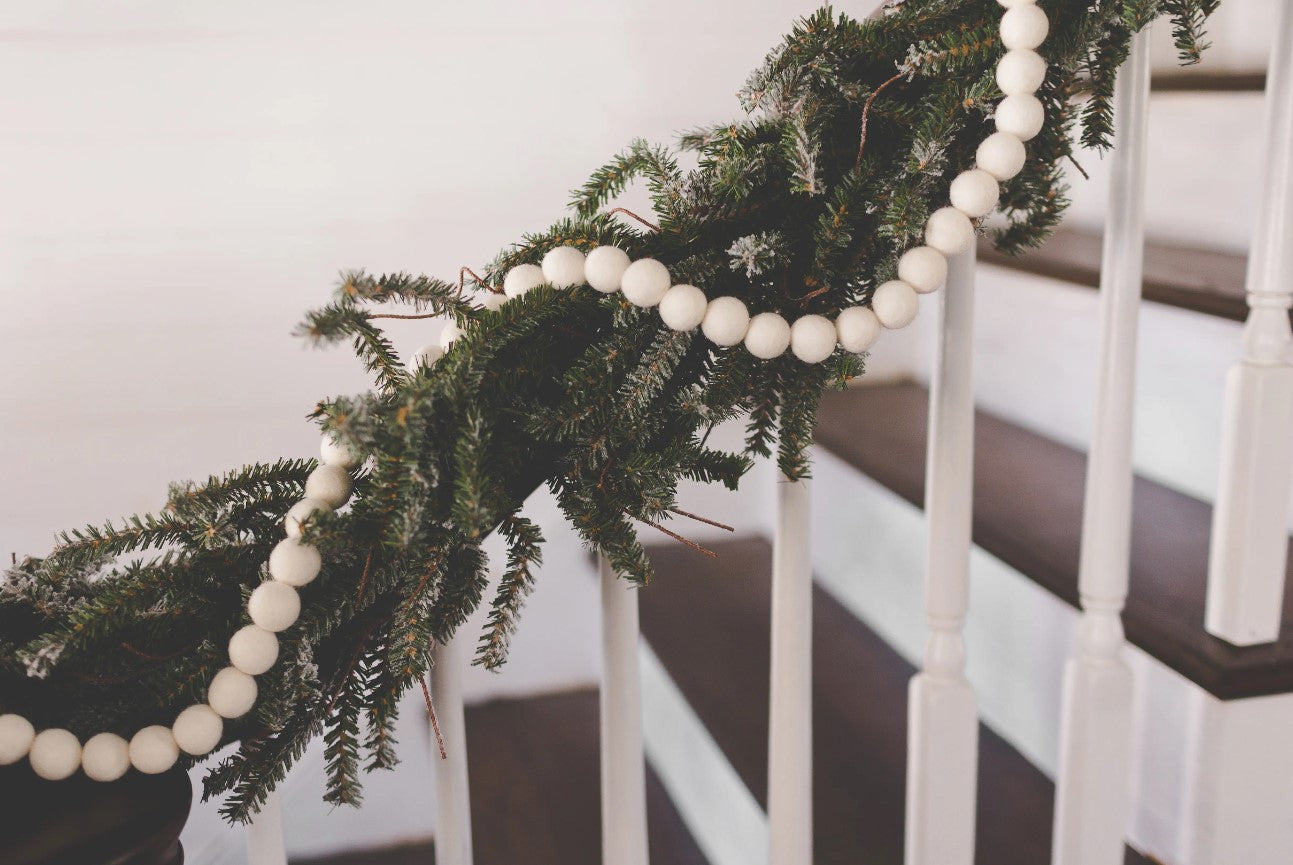 White Garland